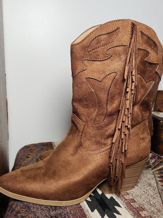 Soda Shoes - Brown Heeled Western Boots With Fringe